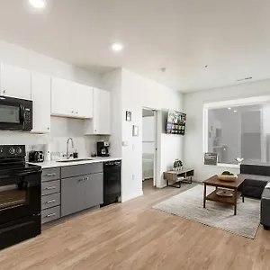 Apartment Brand New Gorgeous 1br I Gym + Free Park, Columbus